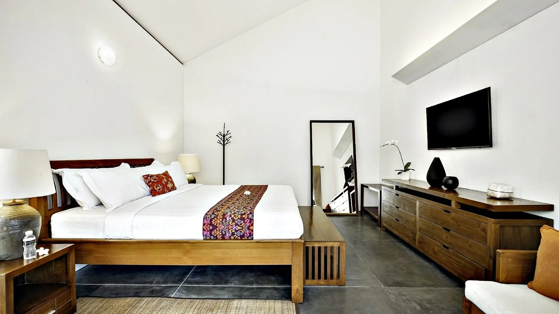 Mayaloka Villas Seminyak Indonesia