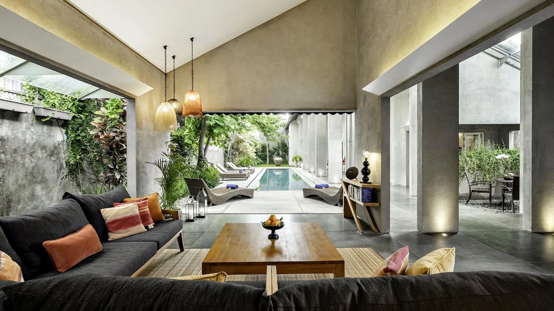 Mayaloka Villas Seminyak Indonesia