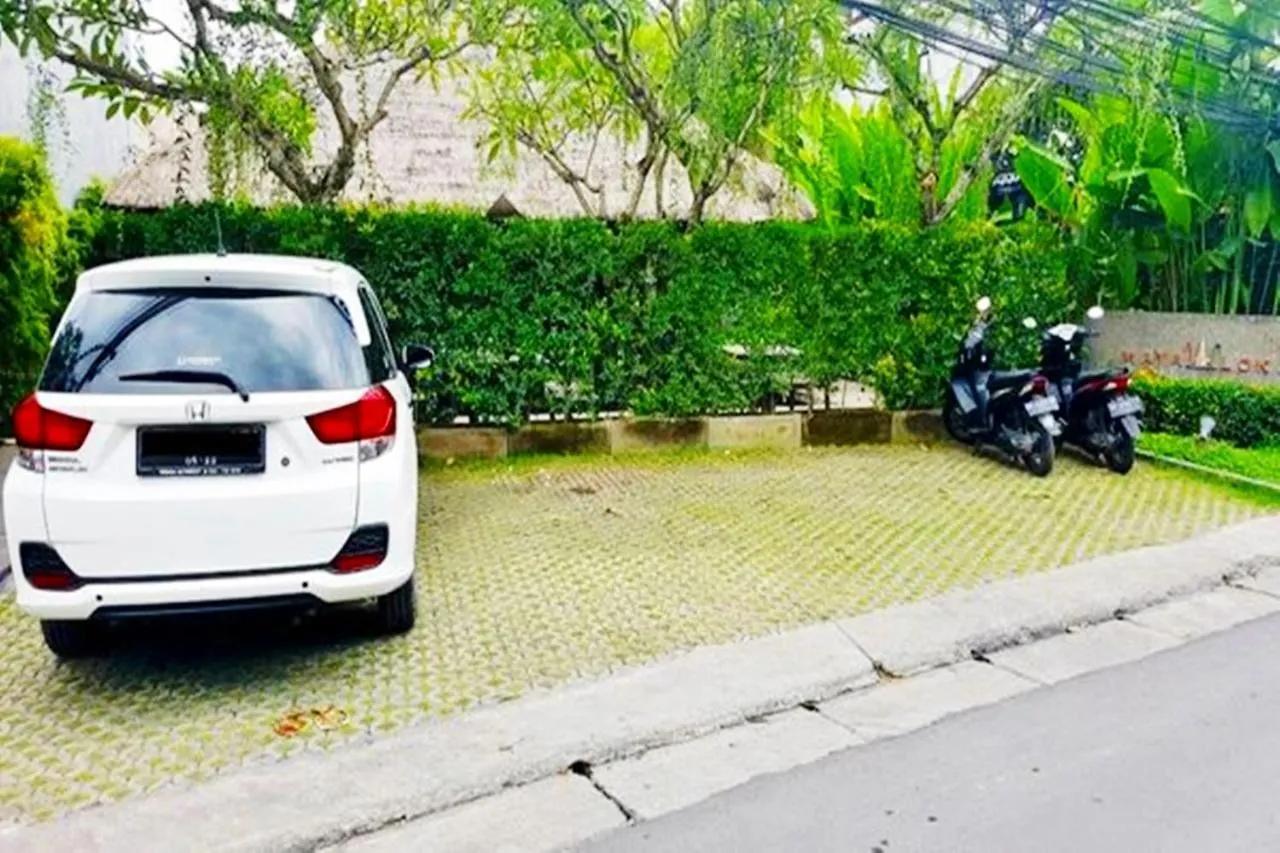 Mayaloka Villas Seminyak  Seminyak (Bali)